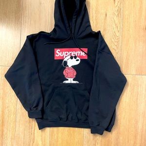 Supreme Snoopy Unisex Hodie